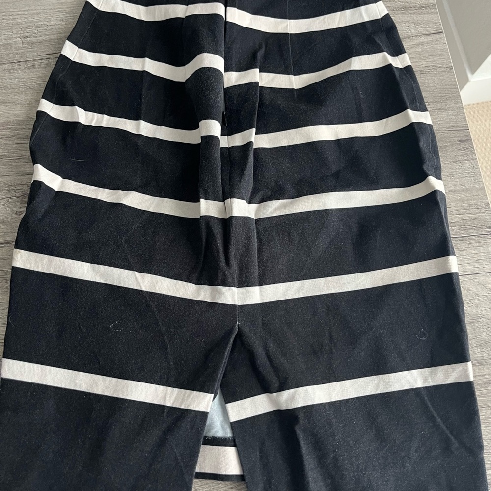 Banana pencil skirt